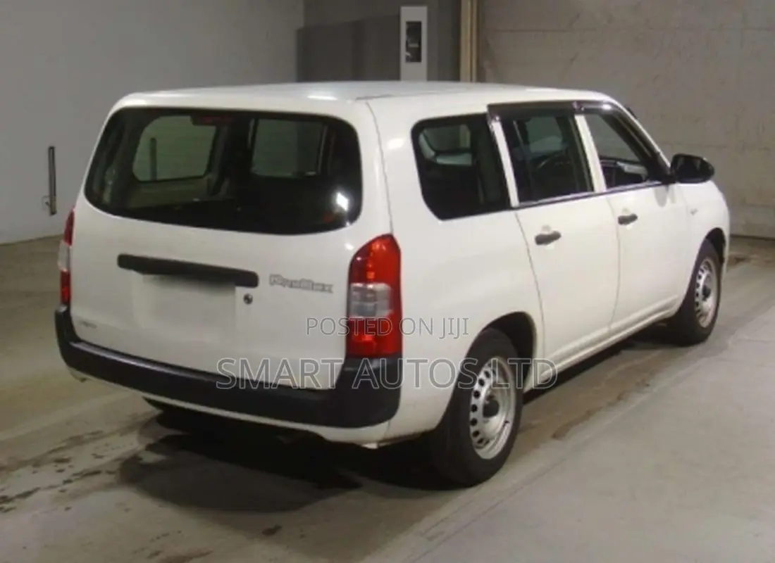 Toyota Probox 1.3 DX Comfort 2WD 2021