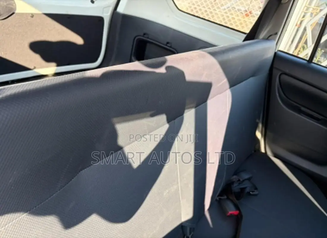 Toyota Probox 1.3 DX Comfort 2WD 2021