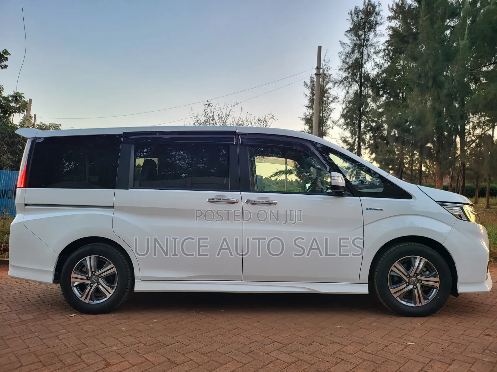 Honda Stepwgn 2019 White