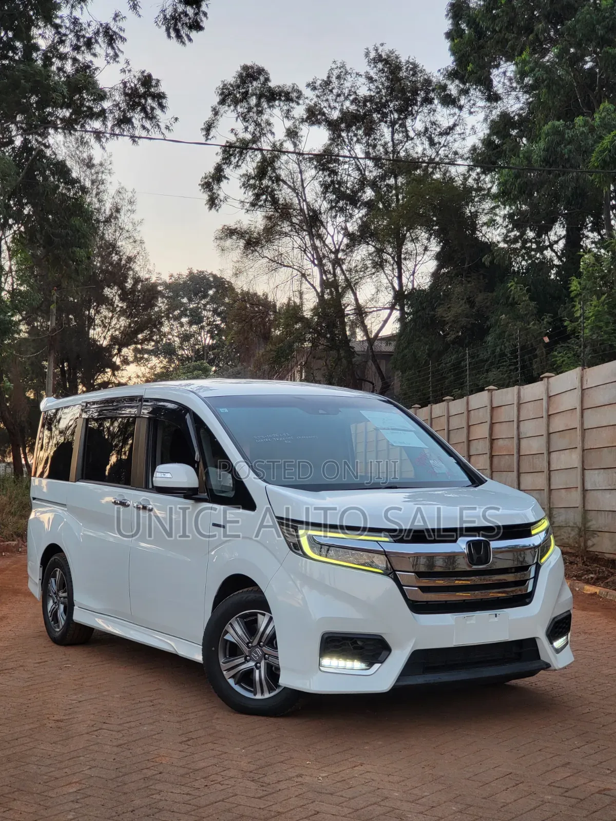 Honda Stepwgn 2019 White