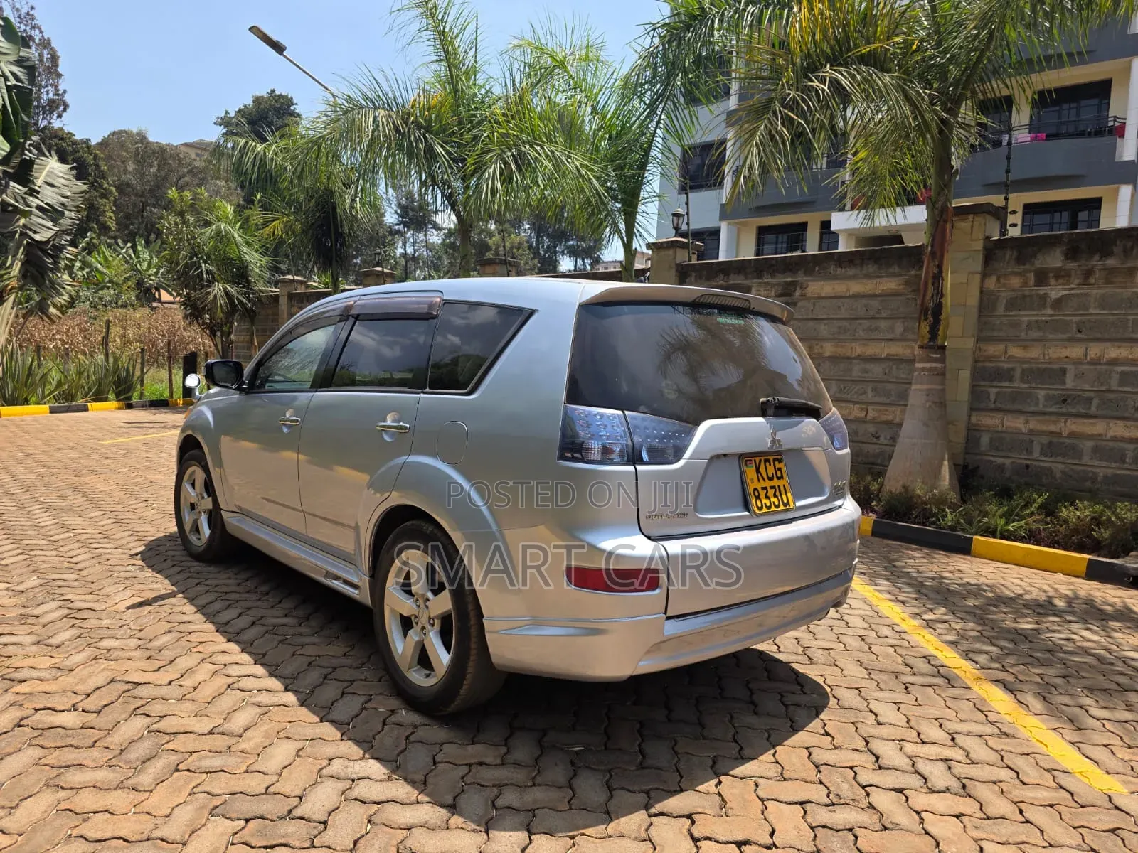 Mitsubishi Outlander 2010 Silver