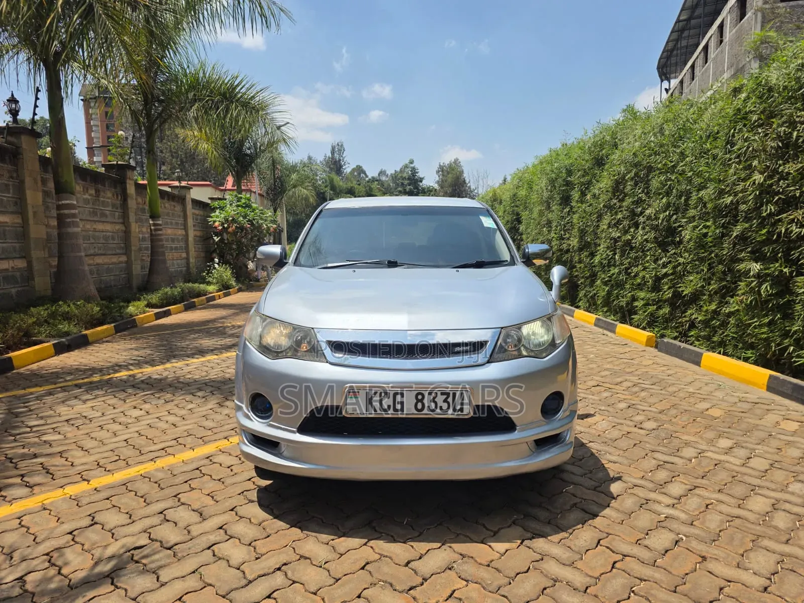 Mitsubishi Outlander 2010 Silver