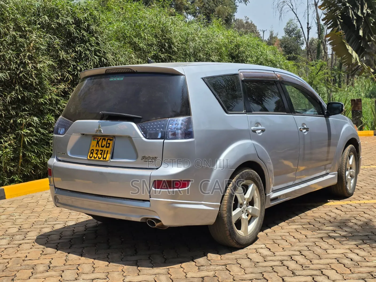 Mitsubishi Outlander 2010 Silver