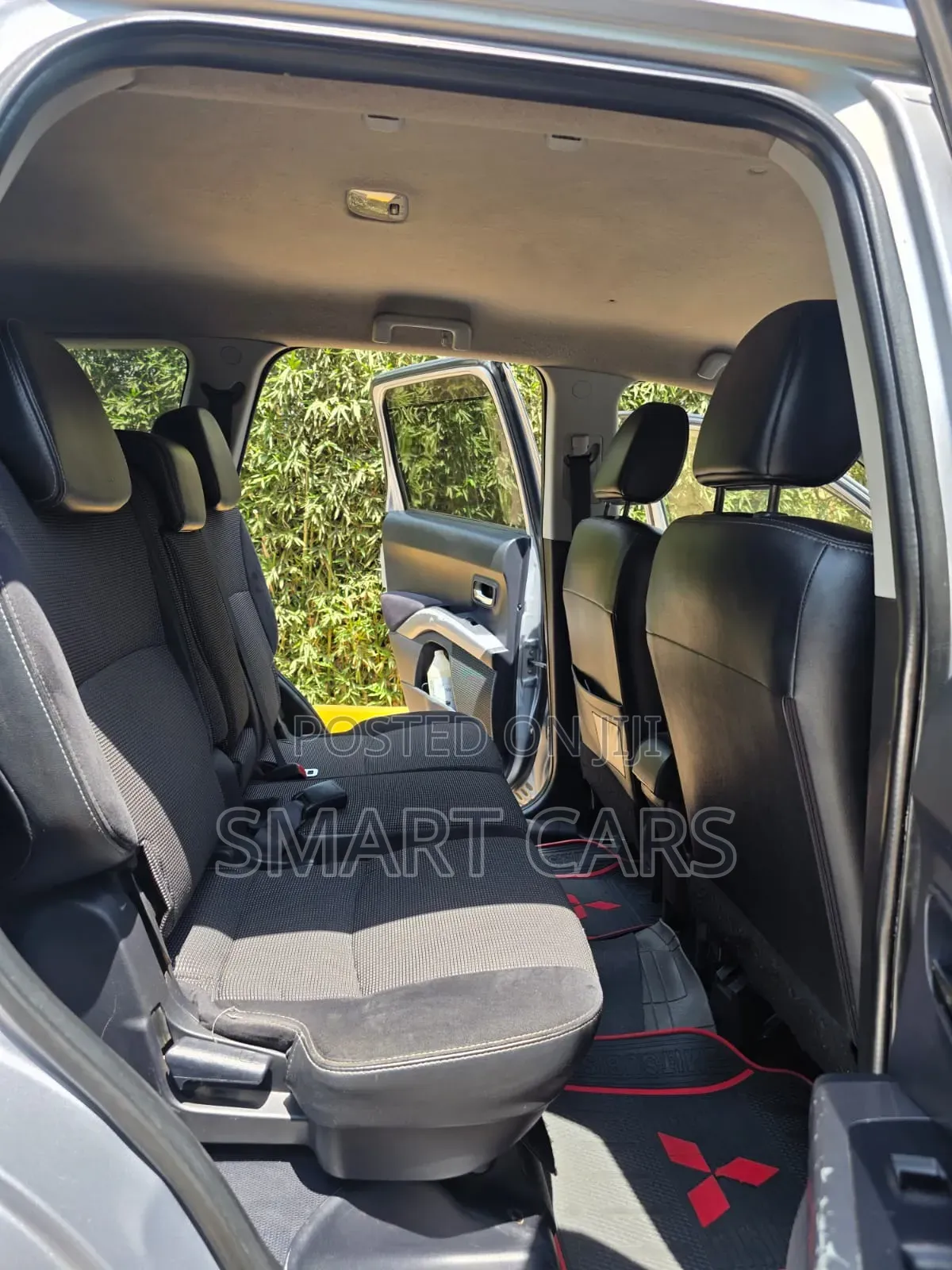 Mitsubishi Outlander 2010 Silver