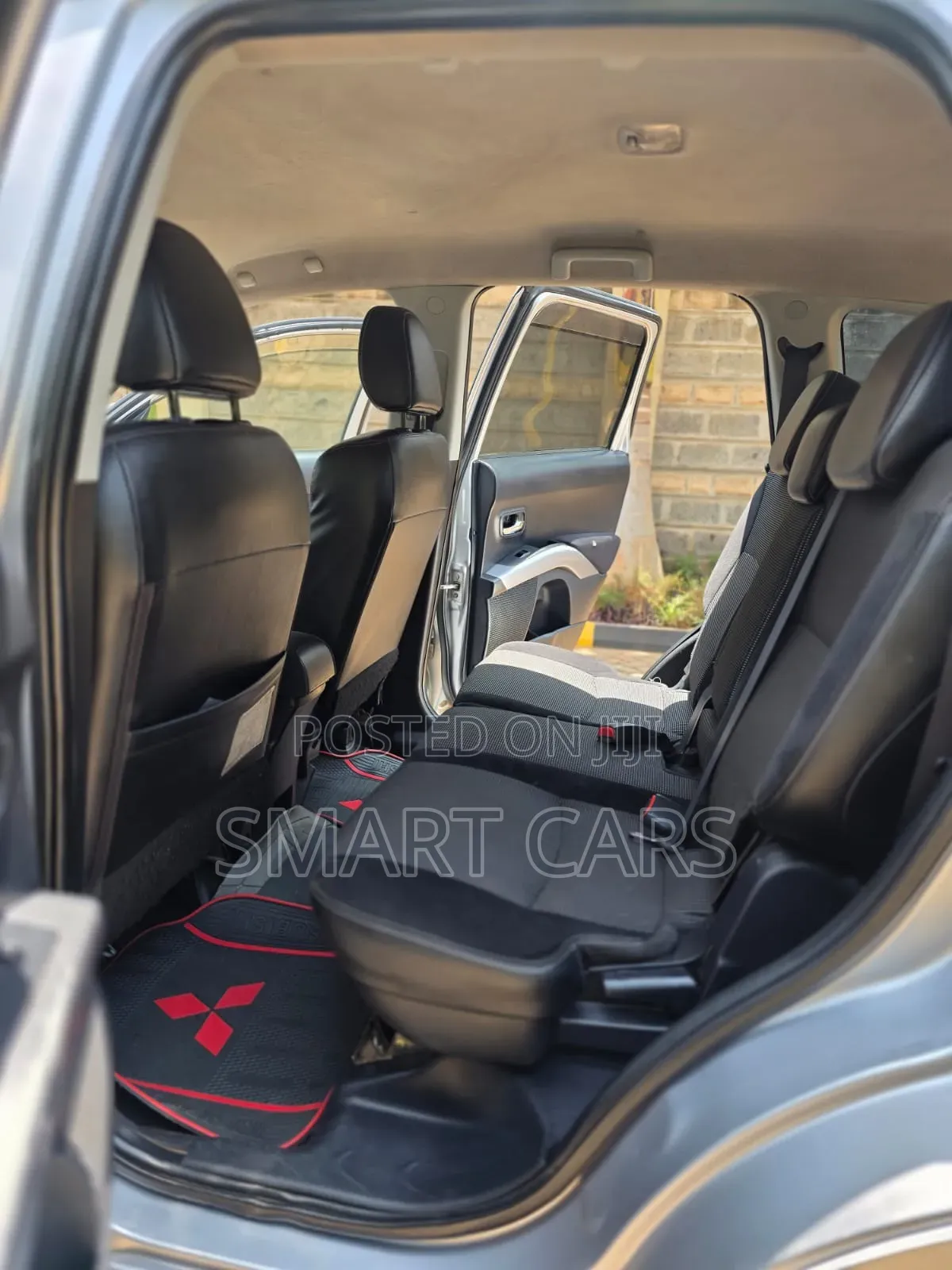 Mitsubishi Outlander 2010 Silver