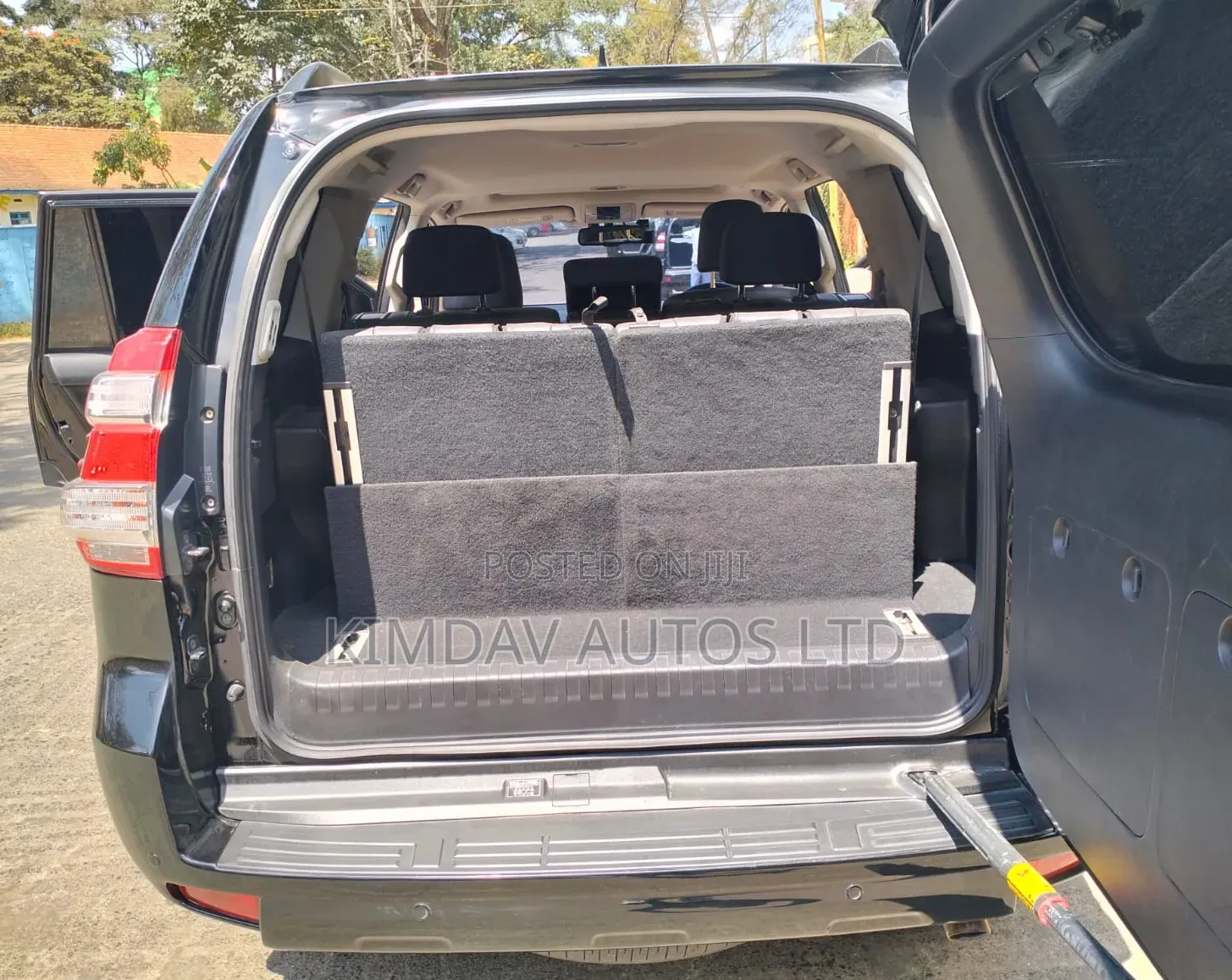 Toyota Land Cruiser Prado 2016 Black