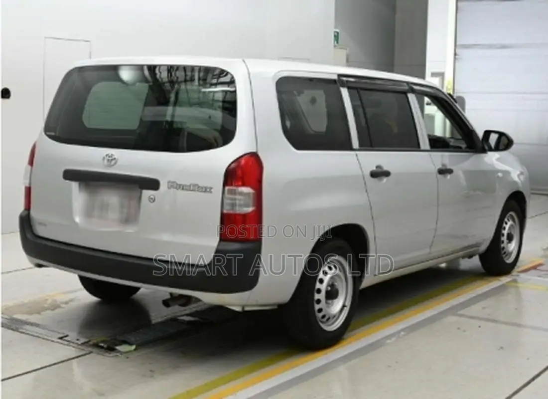 Toyota Probox 1.3 DX 2WD 2021