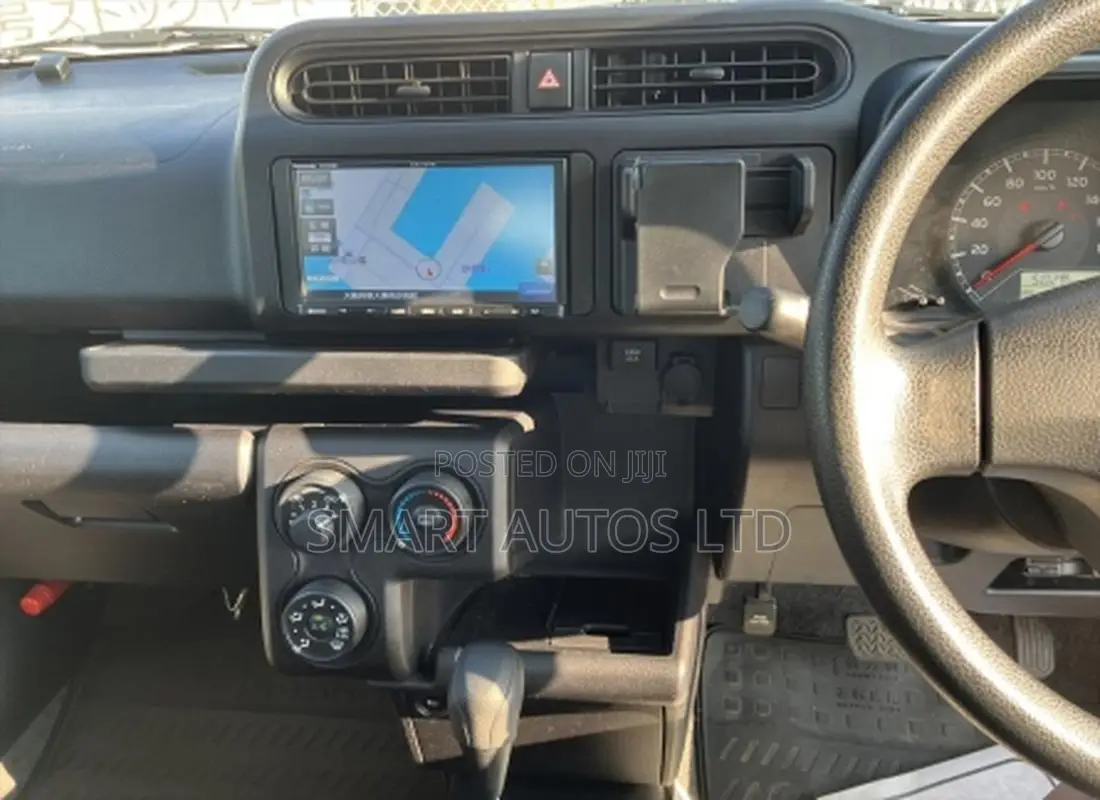 Toyota Probox 1.3 DX 2WD 2021