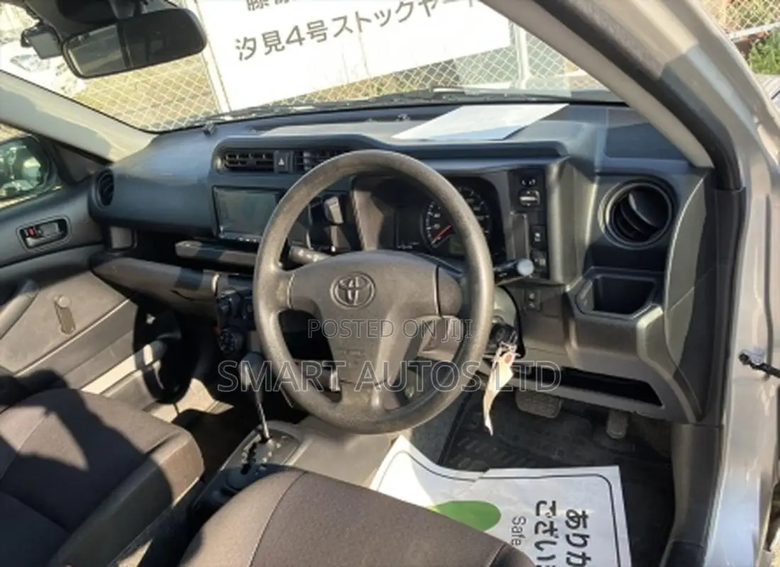 Toyota Probox 1.3 DX 2WD 2021