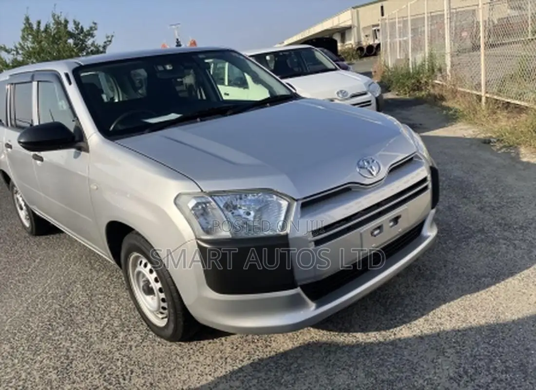 Toyota Probox 1.3 DX 2WD 2021