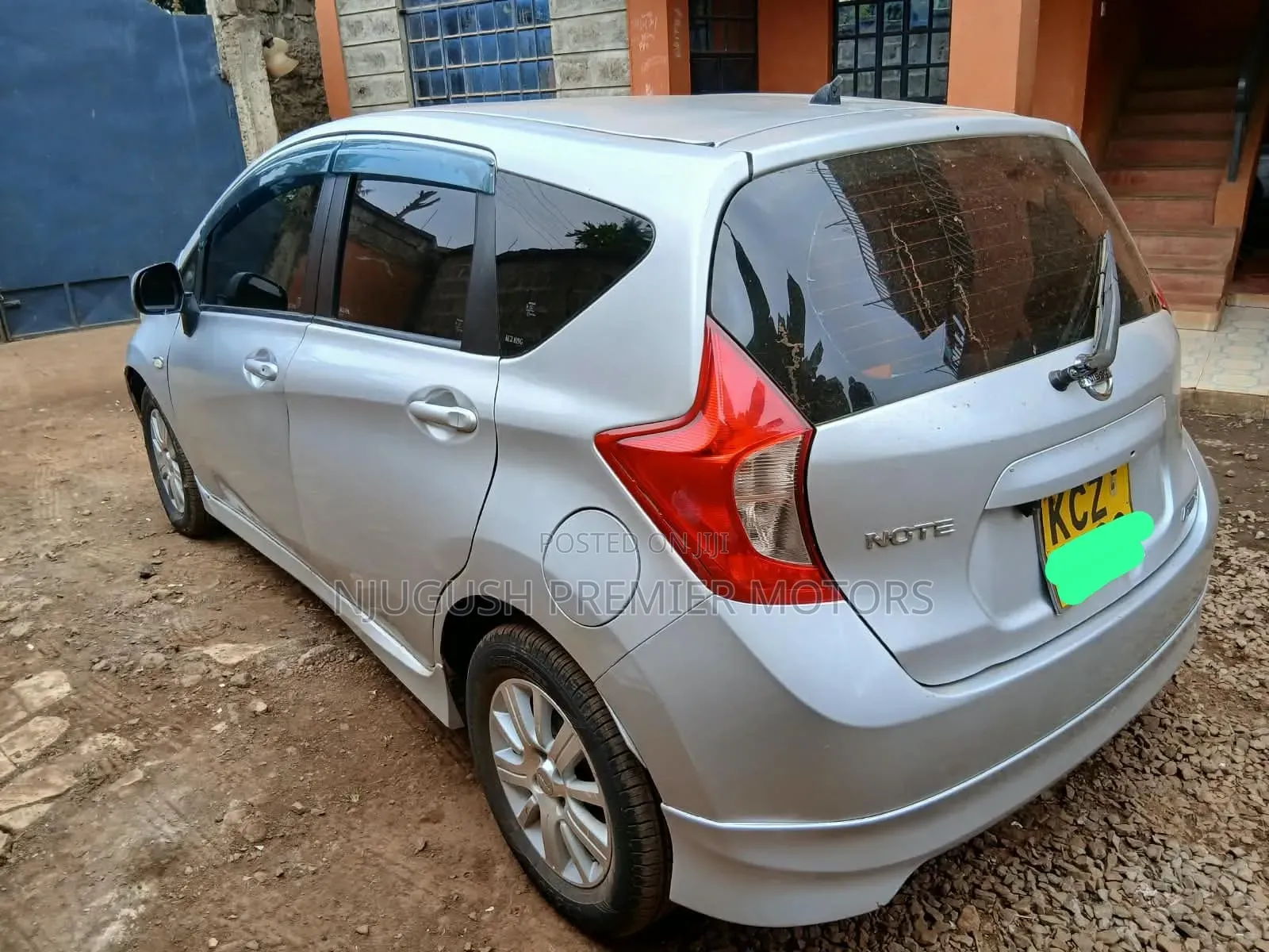 Nissan Note 2013 Silver