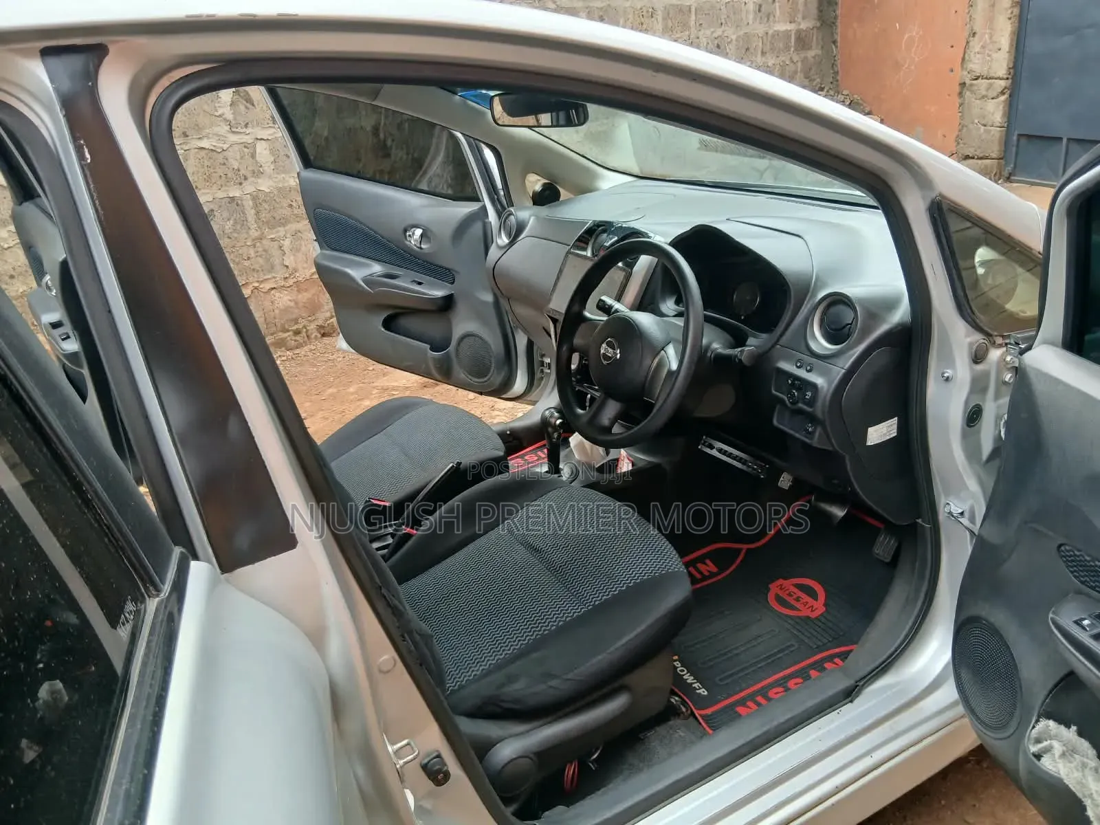 Nissan Note 2013 Silver