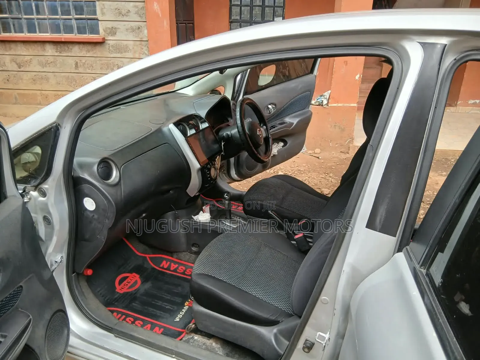 Nissan Note 2013 Silver