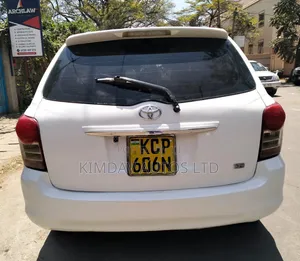 Toyota Corolla Fielder 2010 White