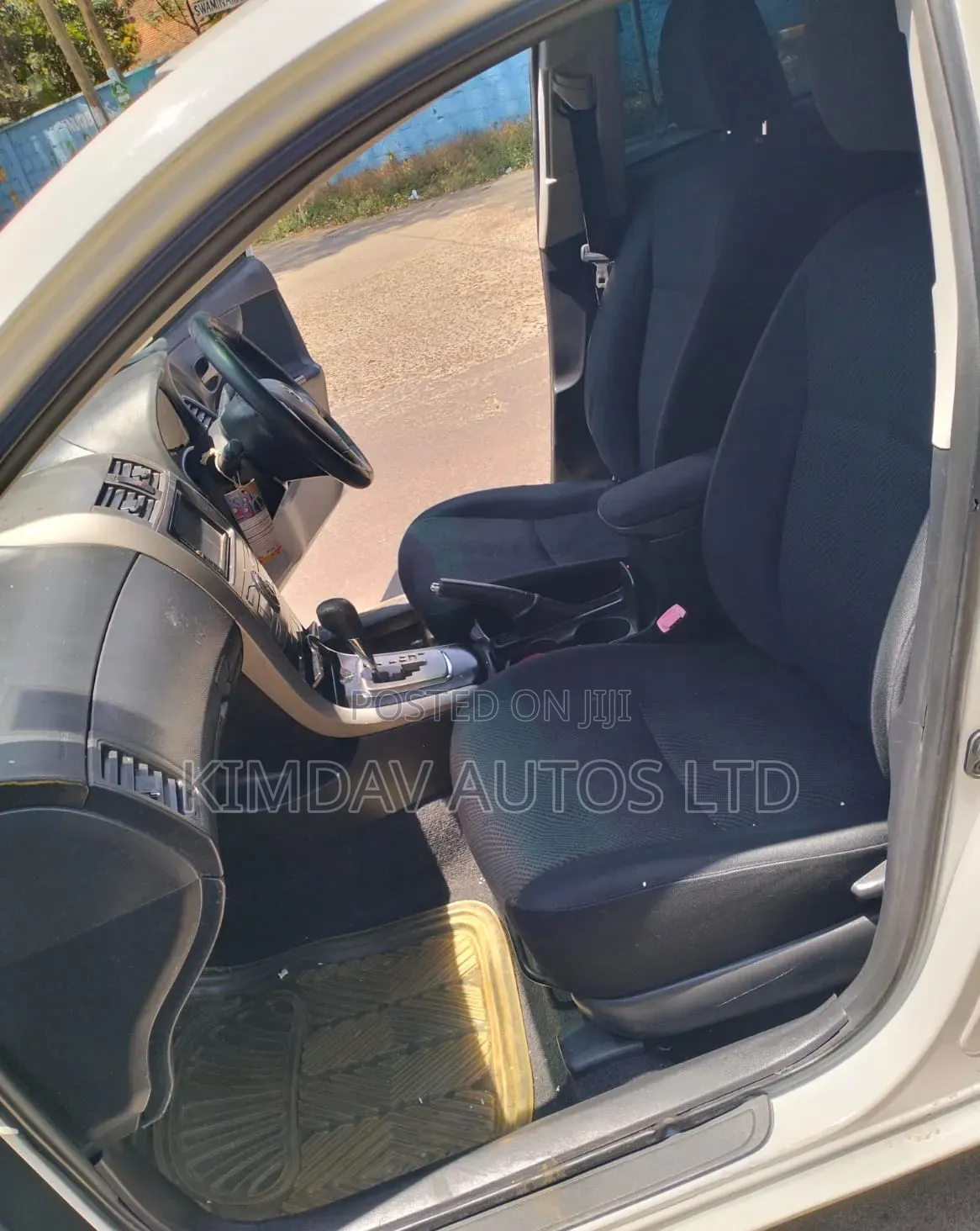 Toyota Corolla Fielder 2010 White