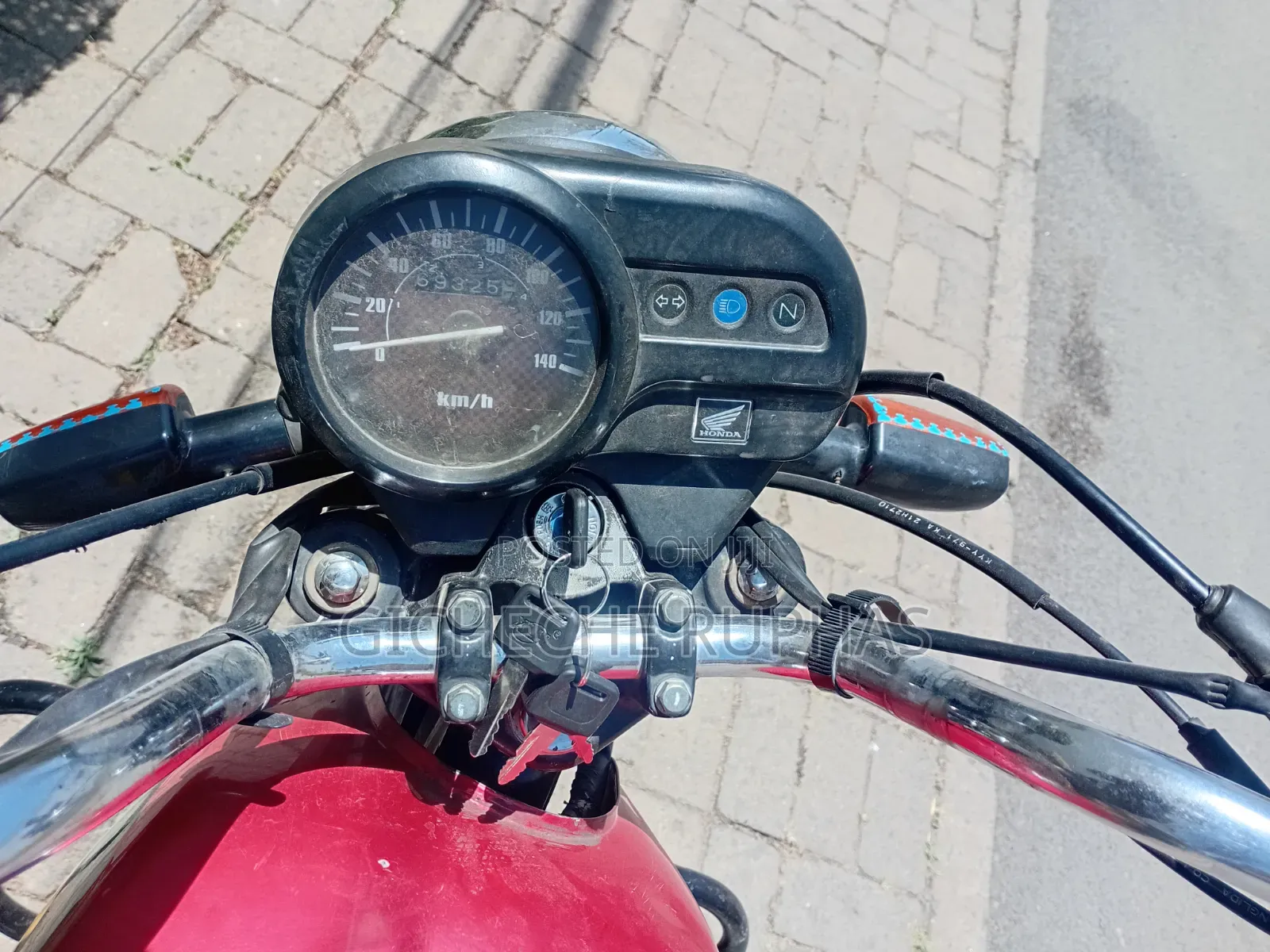Honda CB 2018 Red