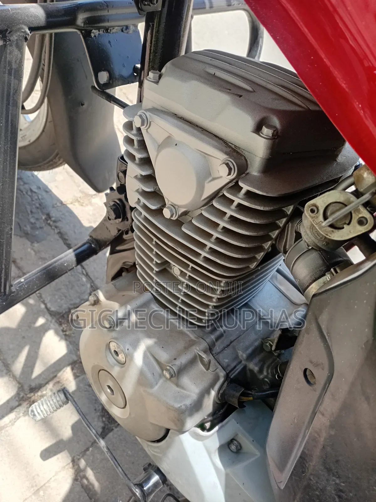Honda CB 2018 Red