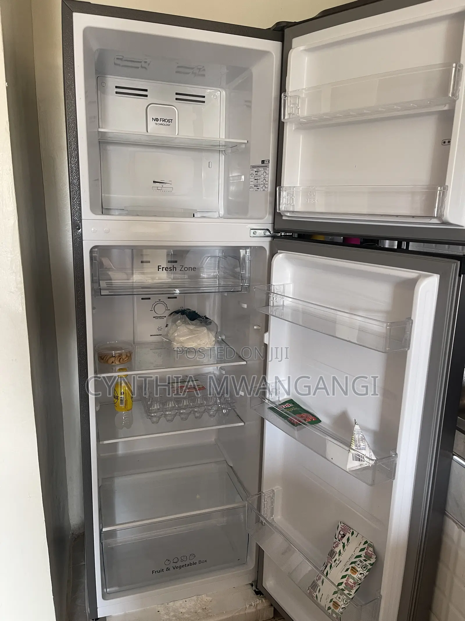 HISENSE FRIDGE 250lires KSH 39,000