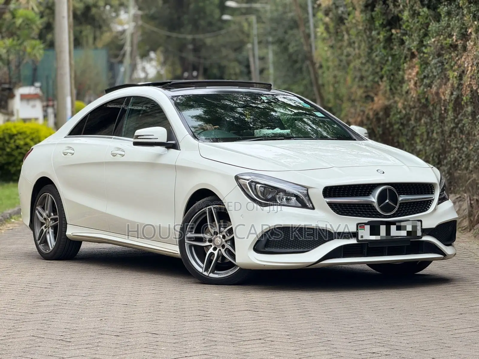 Mercedes-Benz CLA-Class 2019 White
