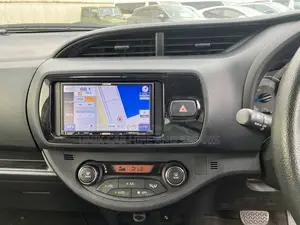 Toyota Vitz 1.5 FWD Hybrid 5dr 2019 White