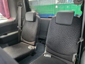 Toyota Sienta 2015 Purple
