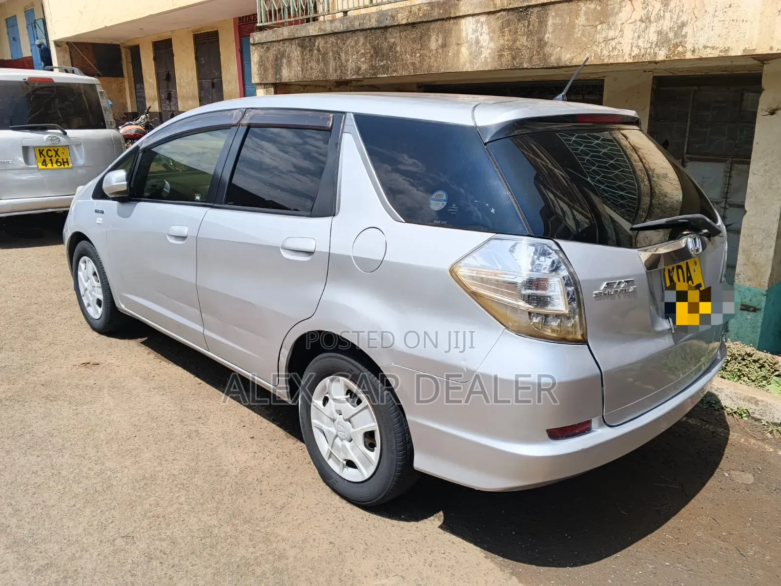 Honda Fit Shuttle 2014 Silver