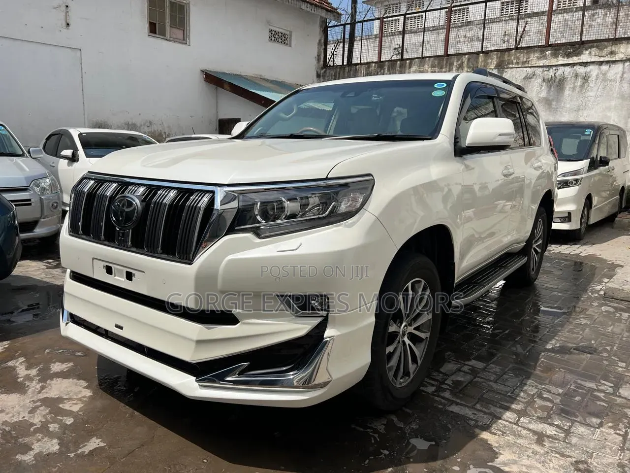 Toyota Land Cruiser Prado 2020 White