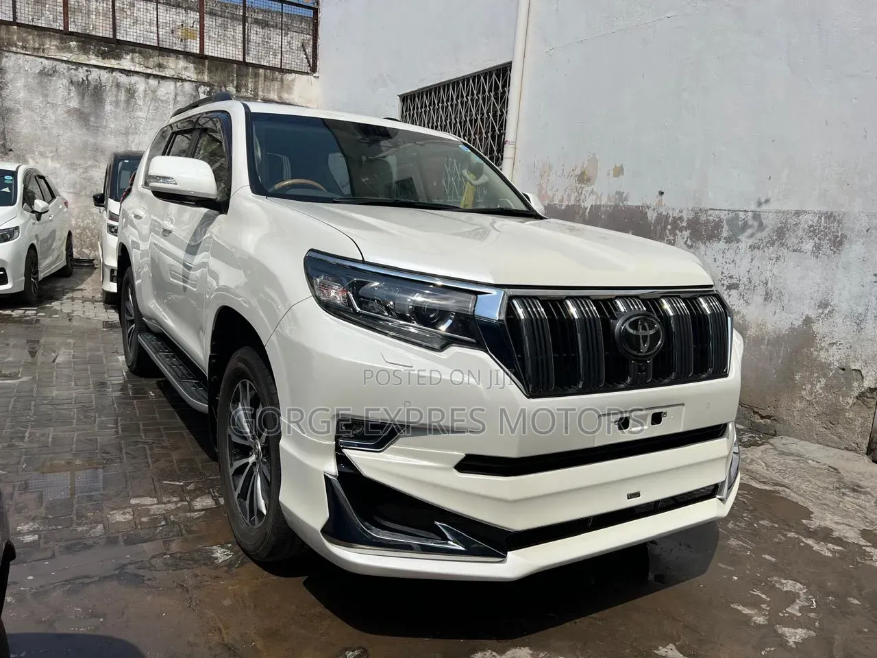 Toyota Land Cruiser Prado 2020 White