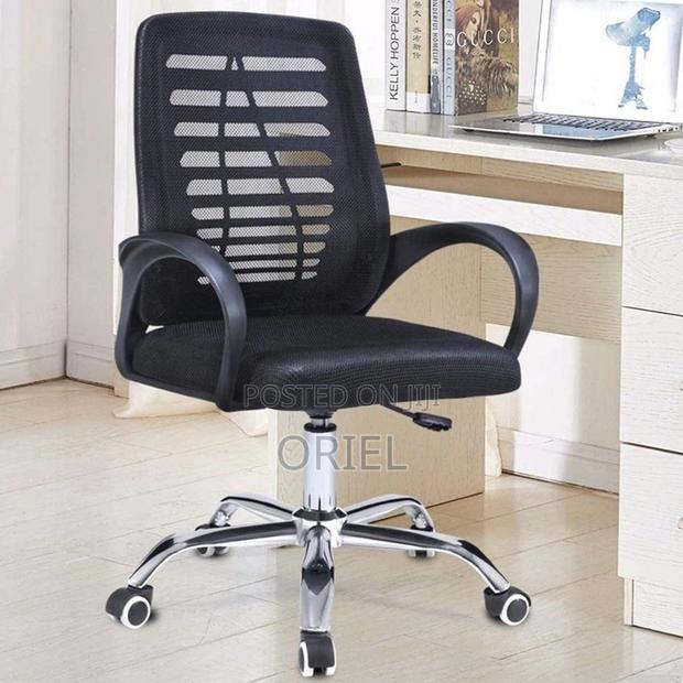 Office Chair : Office Swivel Chair - thumbnail 17