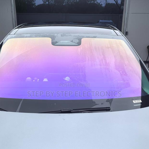 Premium 70% VLT Nano-Ceramic Chameleon Front Windscreen - thumbnail 2