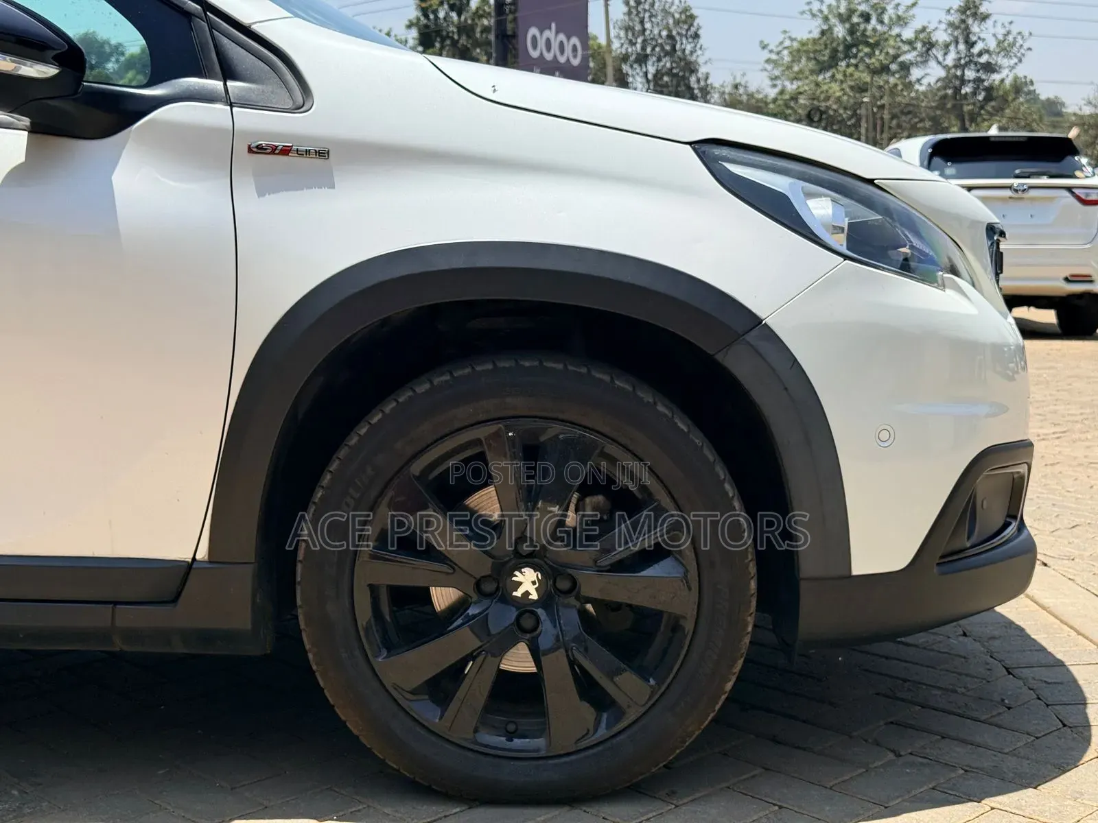 Peugeot 2008 2019 White
