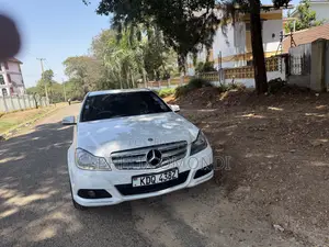 Mercedes-Benz C200 2012 White