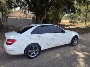 Mercedes-Benz C200 2012 White