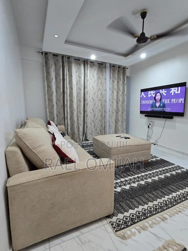 Cozy One Degree Homes