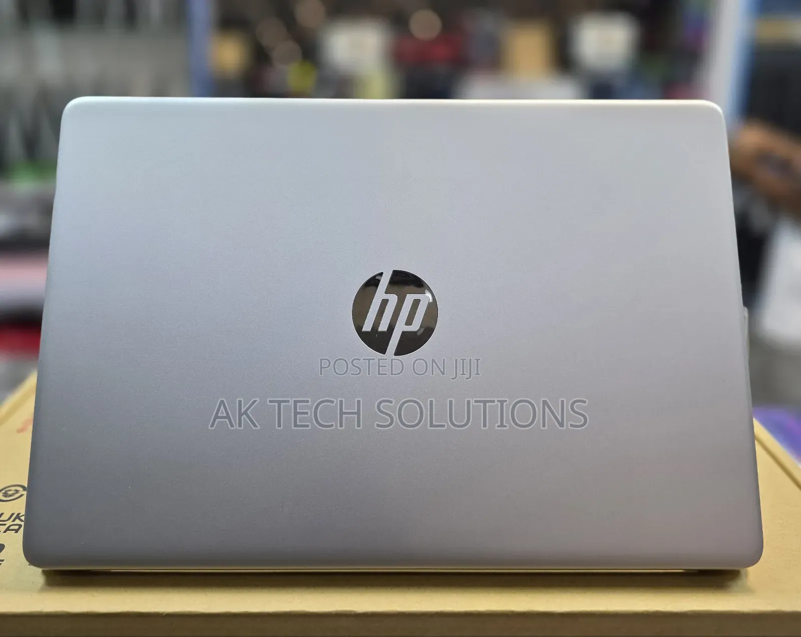 Laptop HP 15s 8GB AMD Ryzen 7 SSD 512GB