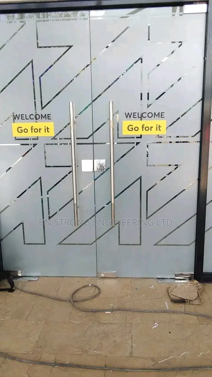 Frameless Glass Swing Doors