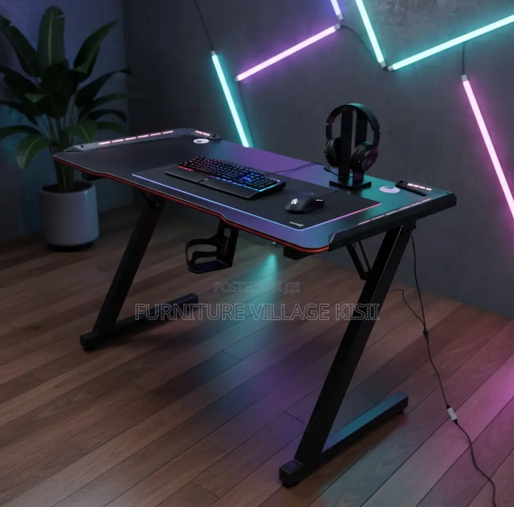 Office Furniture; Gaming Table With LED Light 1400mm