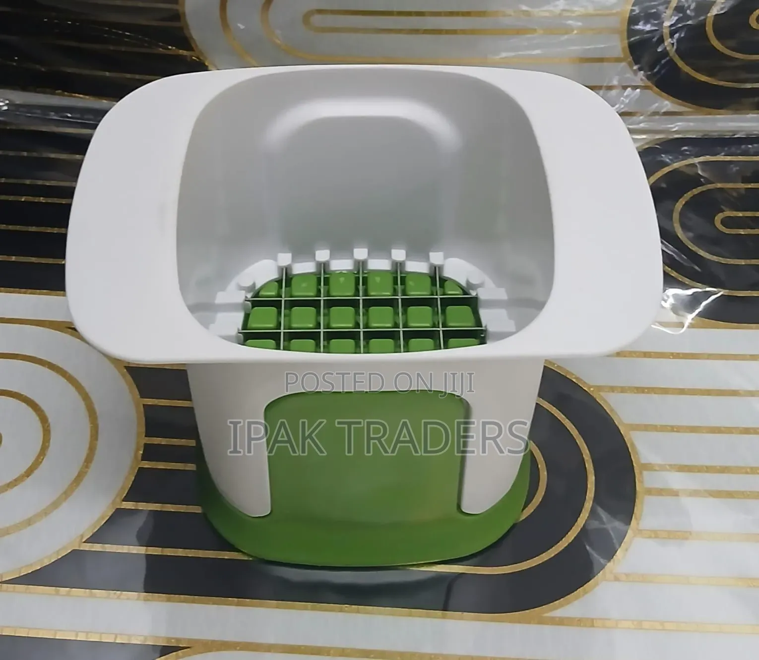 `MULTIFUNCTIONAL Vegetable Chopper