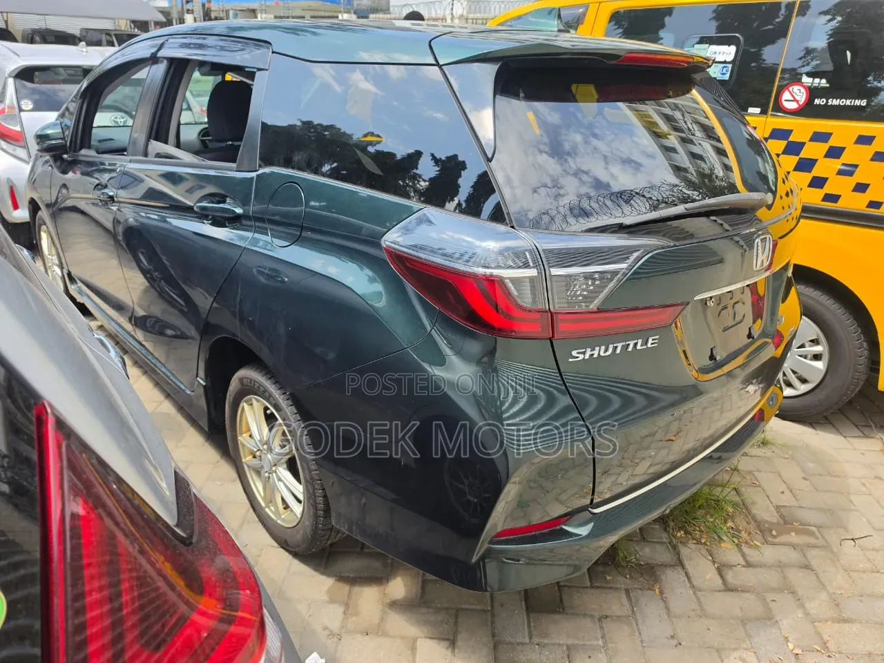 Honda Fit Shuttle 2020 Green