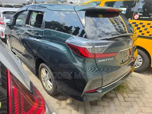 Honda Fit Shuttle 2020 Green
