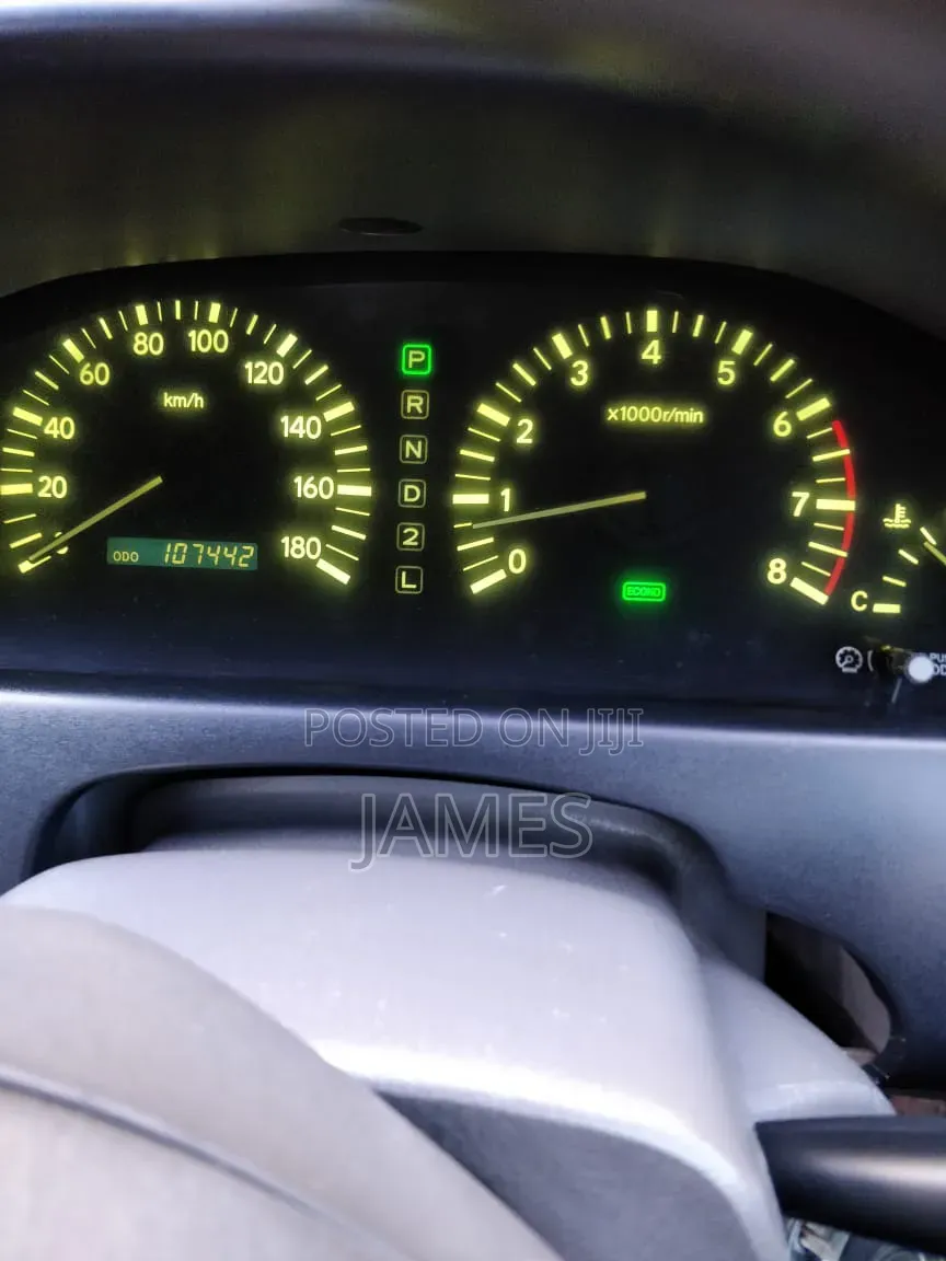 Nissan Caravan (Urvan) 2008 White