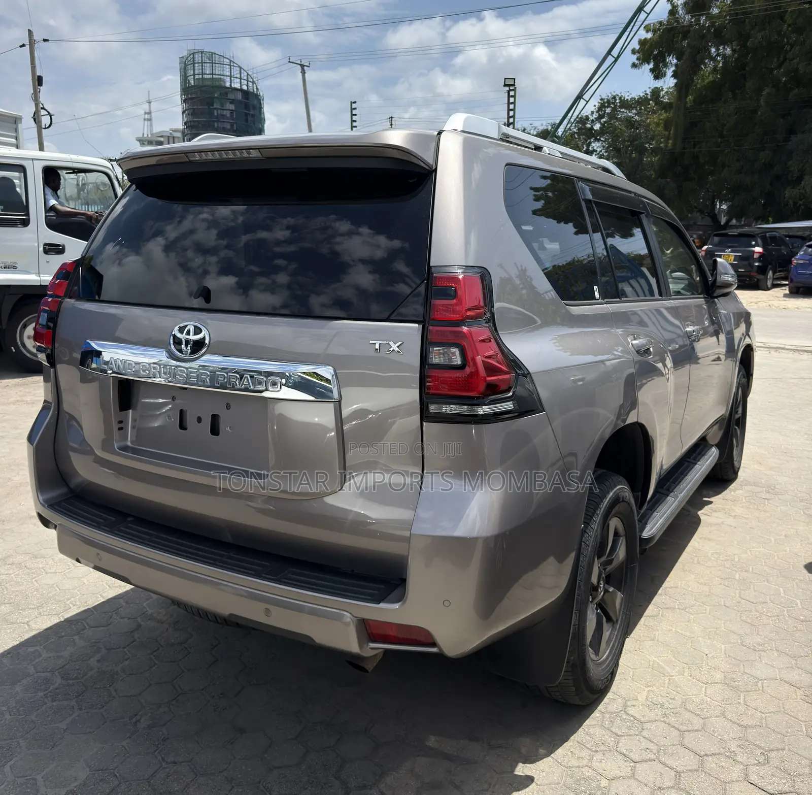 Toyota Land Cruiser Prado 2.7 2019 Gray