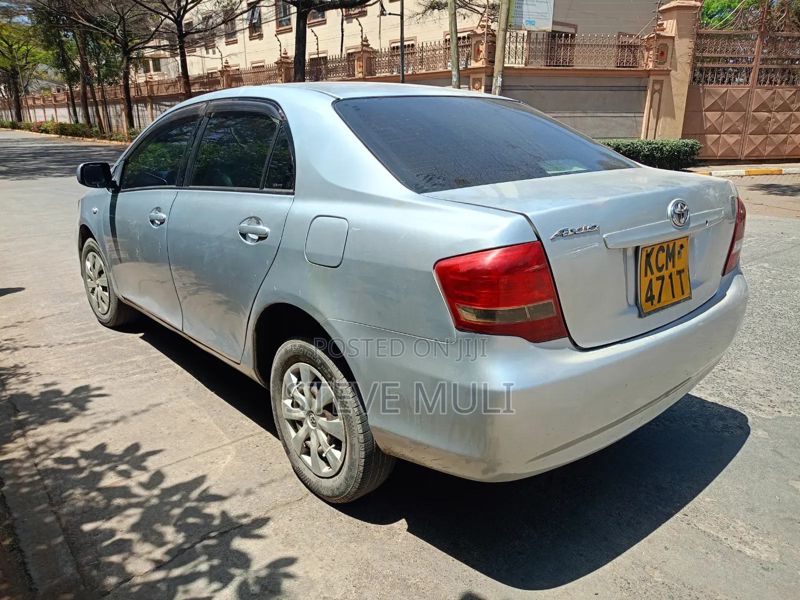 Toyota Axio 2010 Silver