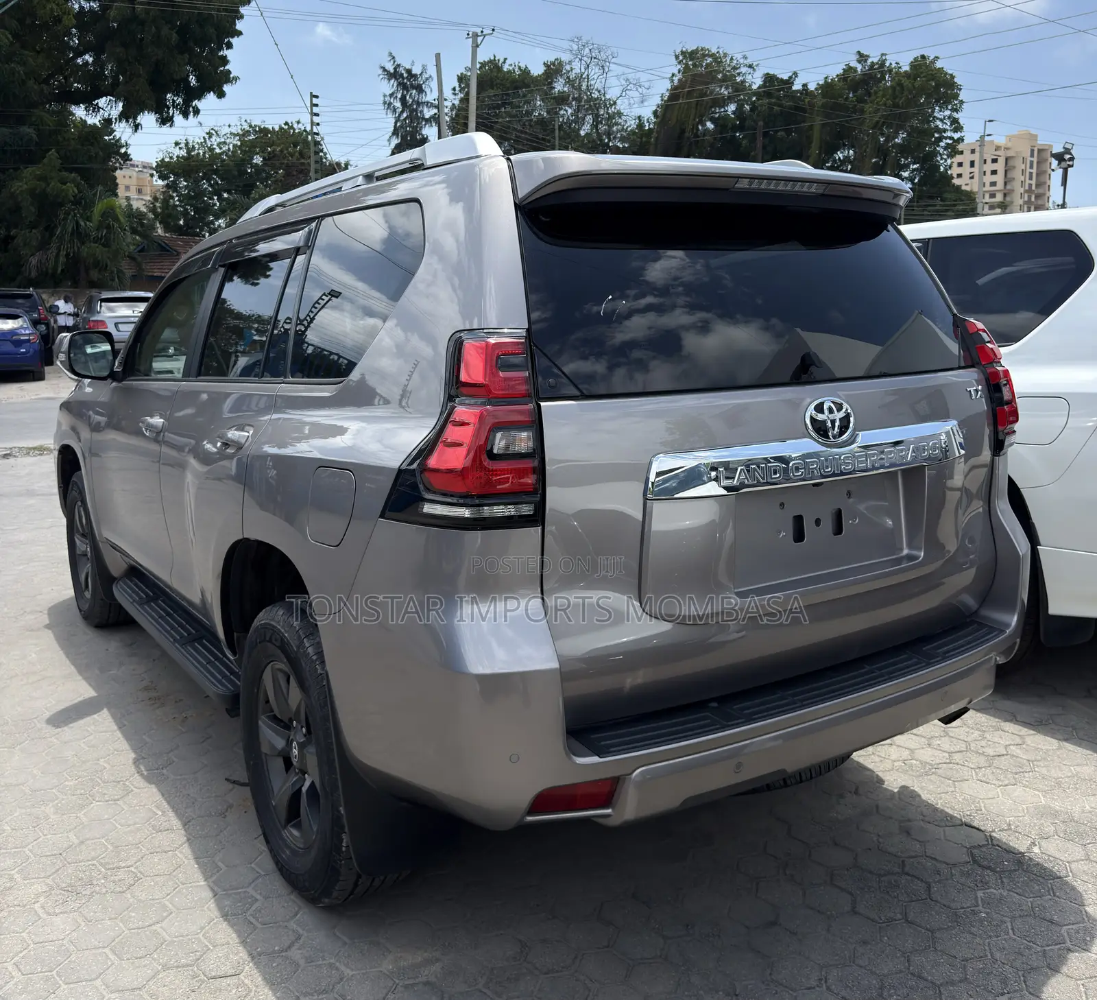 Toyota Land Cruiser Prado 2.7 2019 Gray