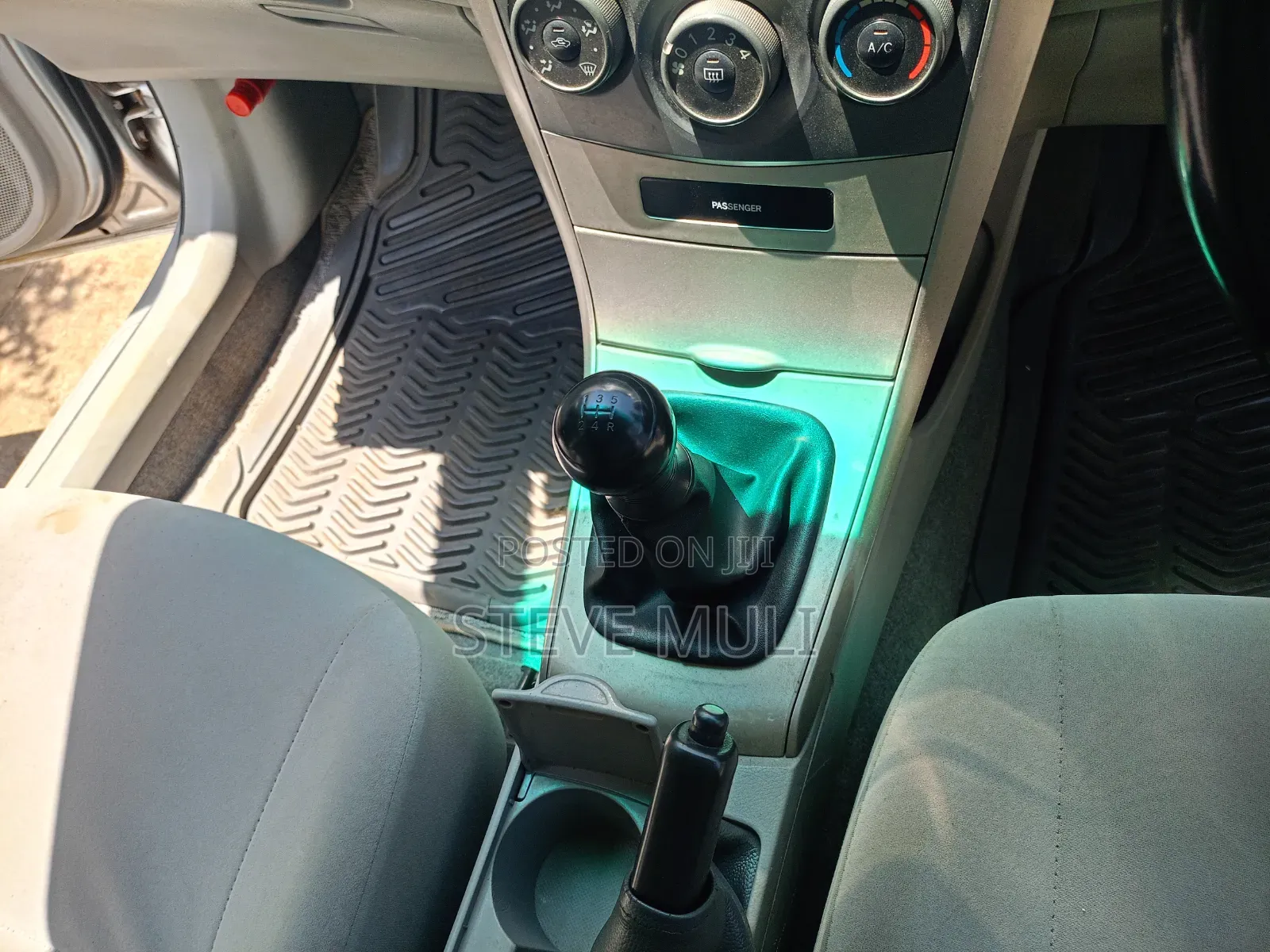 Toyota Axio 2010 Silver