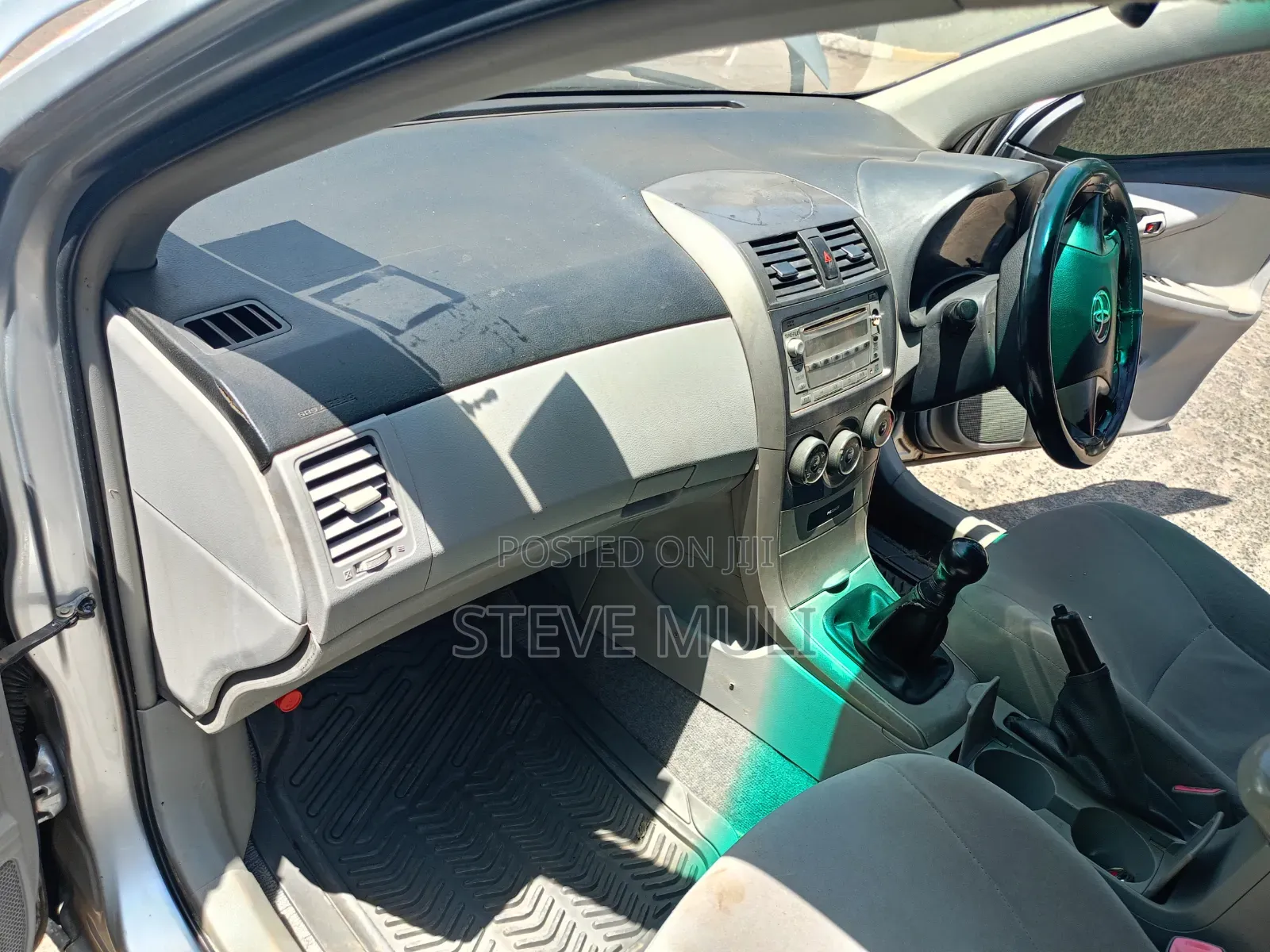 Toyota Axio 2010 Silver