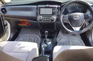 Toyota Axio 1.5 Hybrid 2WD 2017 Pearl