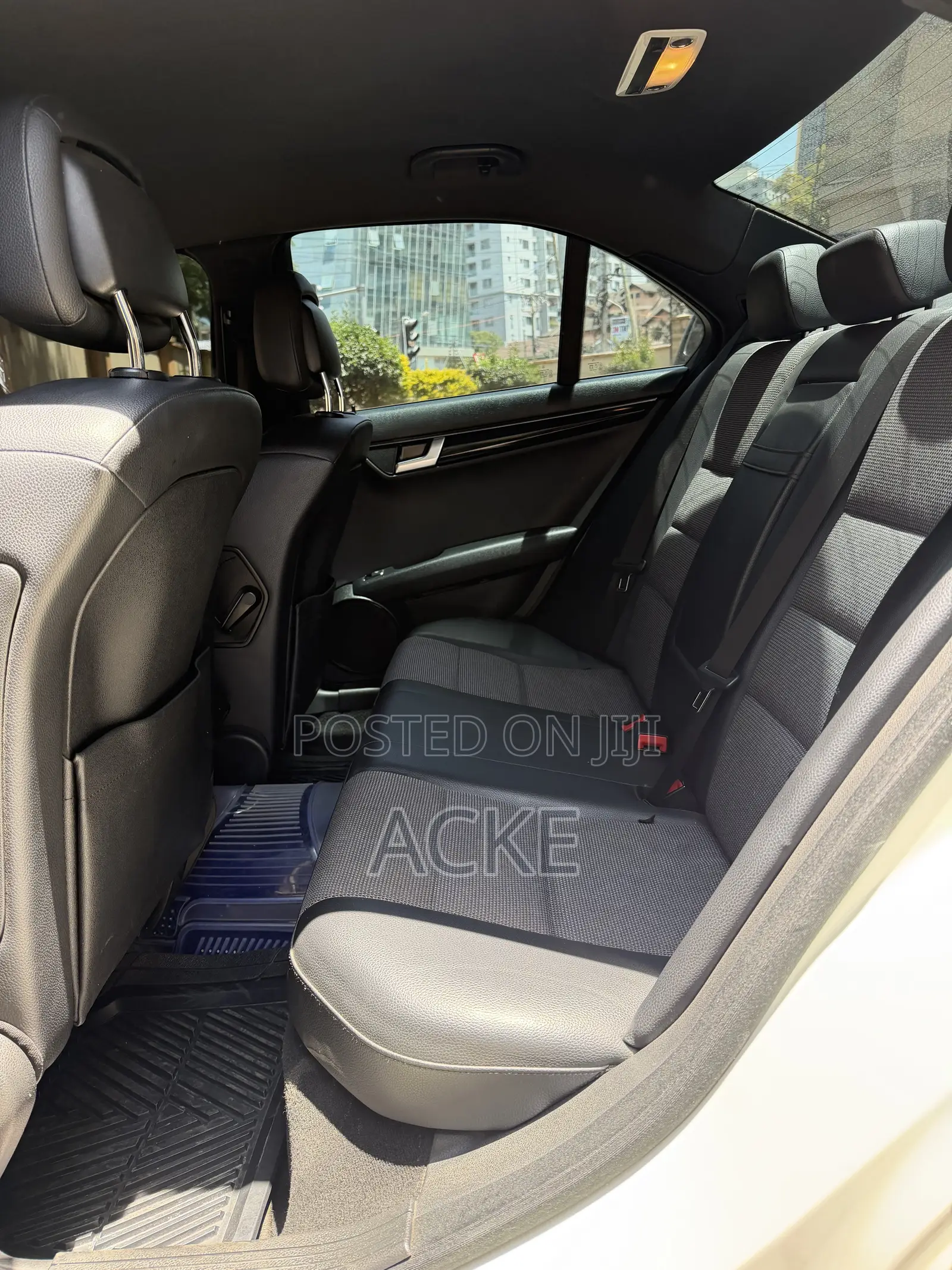 Mercedes-Benz C200 2012 White