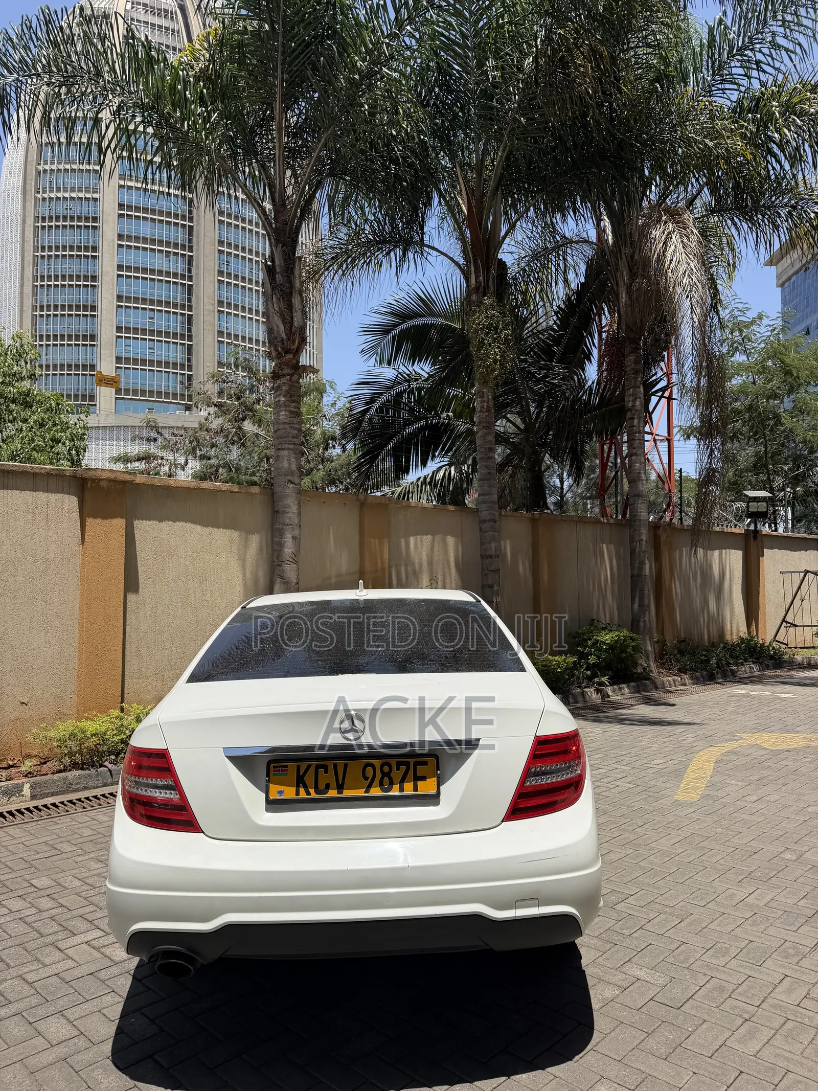 Mercedes-Benz C200 2012 White