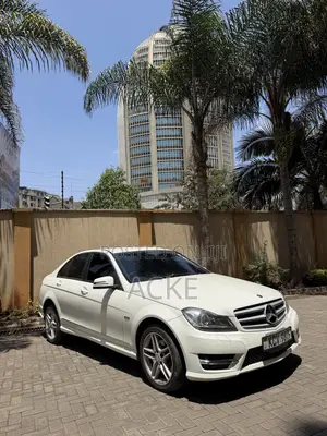 Mercedes-Benz C200 2012 White